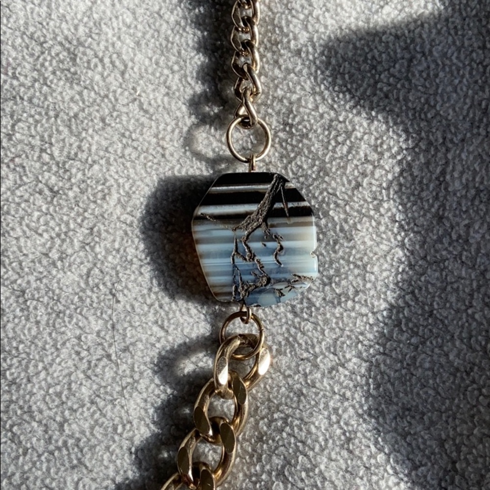 Stone Statement Necklace - Picture 4 of 5
